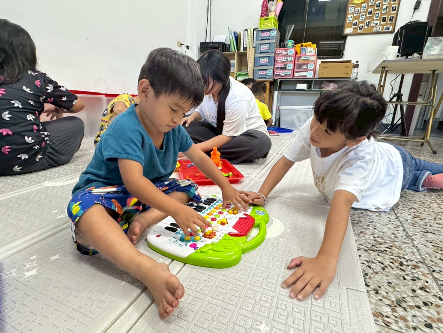 Marwa親子玩具車出動-和平部落(標題圖檔)